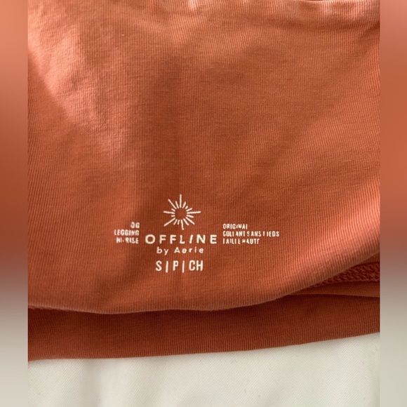 OFFLINE by Aerie. Women’s Small OG Legging Hi-Rise. Warm Burt Orange Color. - Picture 3 of 3